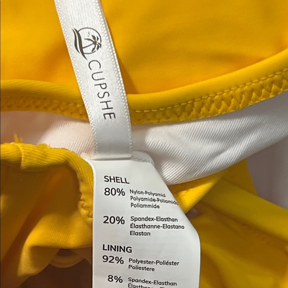 Cupshe Yellow and Navy Bikini Set - Picture 9 of 11